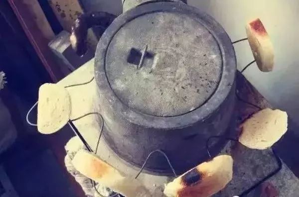 小时候没有暖气，我们这样过冬天！看完不许哭……